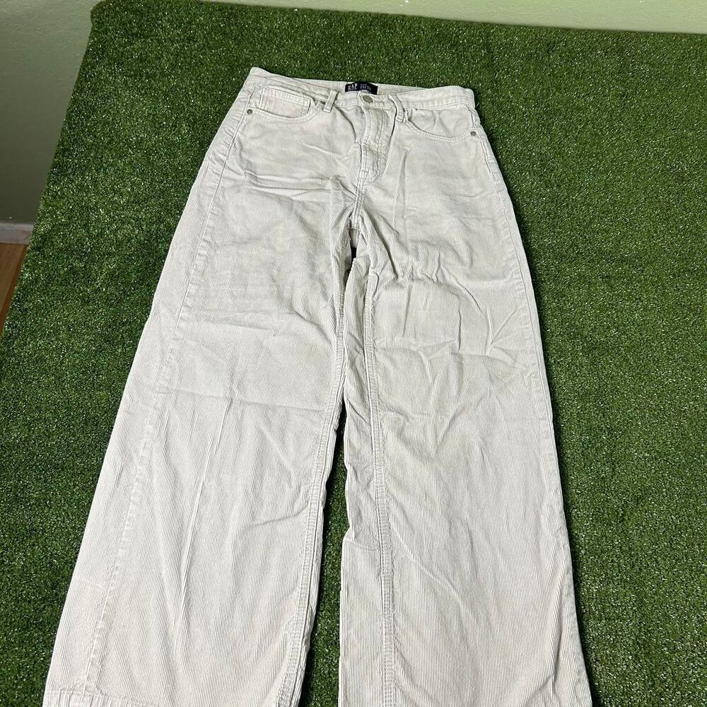 Gap Women's Green and White Jeans